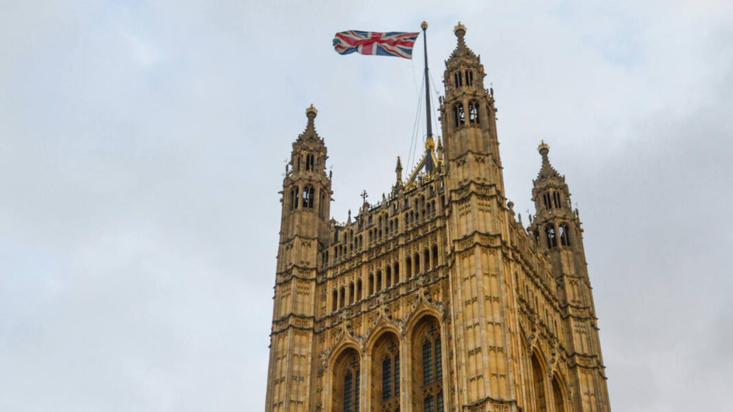 Britain clarifies that the Cyprus base will not be part of the Britain-American self-defense deal