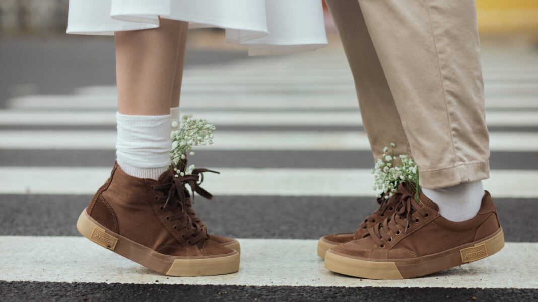 Granny Glam Is Back, Where Comfort Meets Chic Granny Glam Is Back, Where Comfort Meets Chic