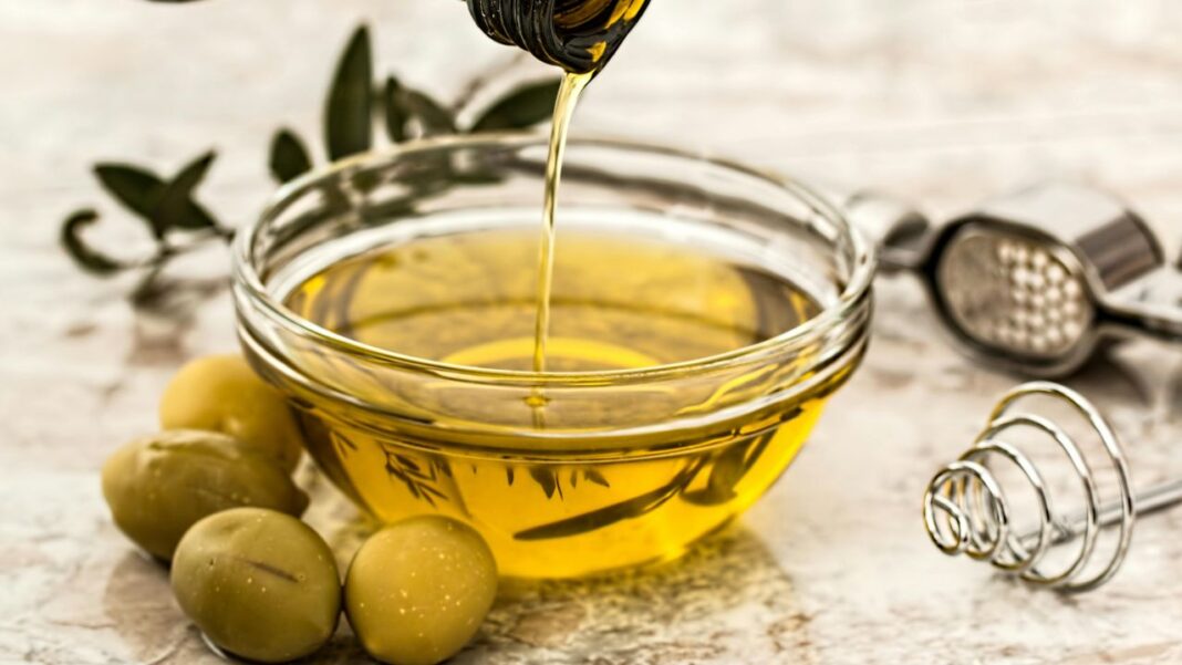 Could This Type of Olive Oil Boost Brain Power Through the Gut? Could This Type of Olive Oil Boost Brain Power Through the Gut?