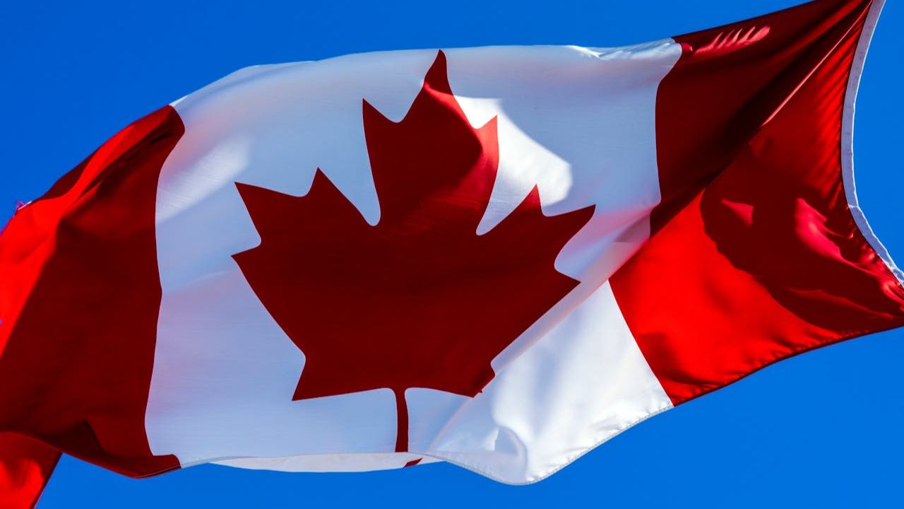 April Inflation Surges to 2.8% in Canada Amid Middle East Crisis and Gas Spike