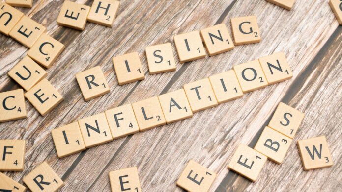 April Inflation Surges to 2.8% in Canada Amid Middle East Crisis and Gas Spike