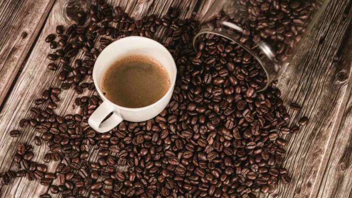 This Is What Coffee Is Secretly Doing to Your Gut and Brain