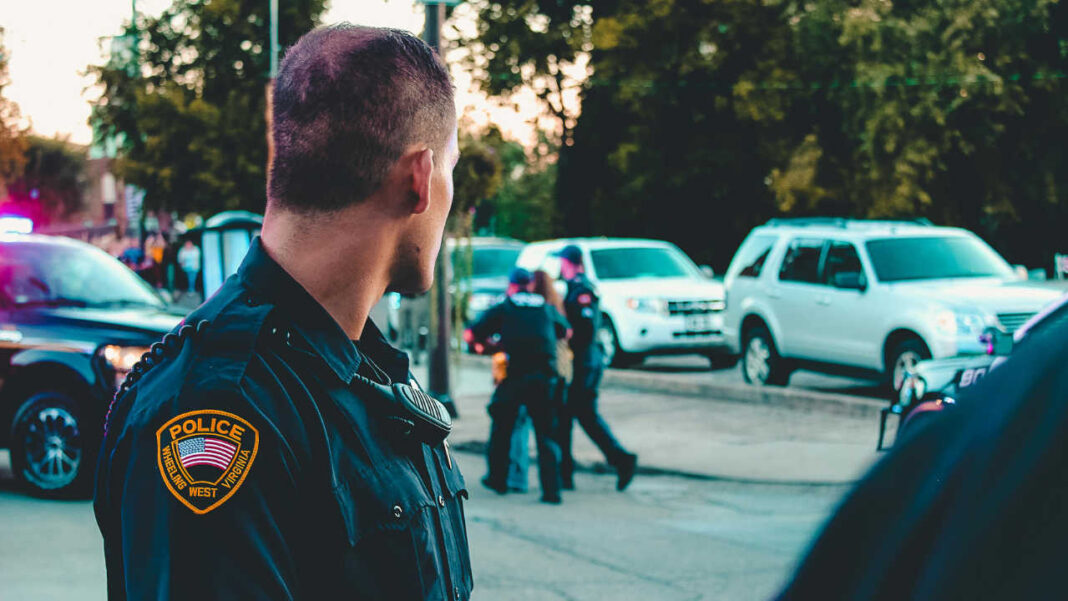 12 Shot Near Ohio Festival as Police Race to Find Gunman 12 Shot Near Ohio Festival as Police Race to Find Gunman