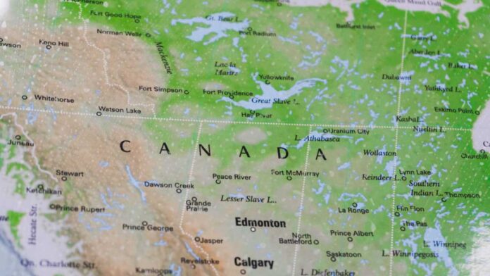 Canada’s population dips in the 1st quarter of '26.