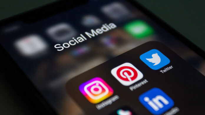 Australia’s Social Media Age Ban in Crisis: Authorities Warn of Widespread Under-16 Access