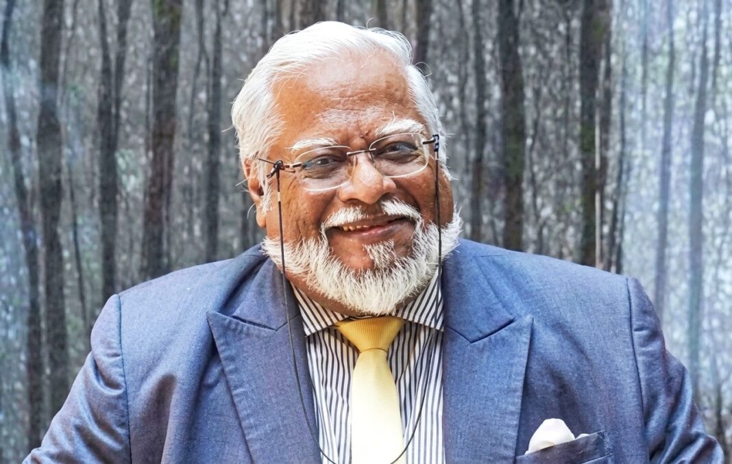 HE Chevalier Nirj Deva DL – Resume Nirj Deva