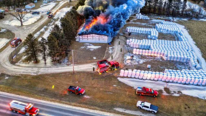 Why Canada’s Wildfires Are Worsening: Ontario Communities Evacuated as More Than 850 Fires Burn