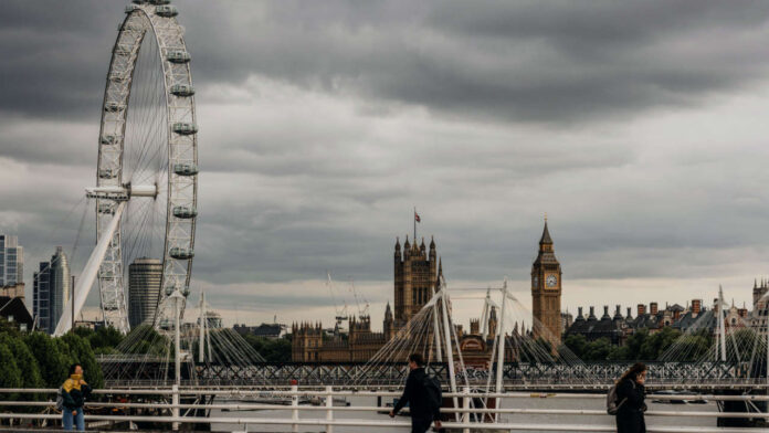 No VPN Ban Yet: UK’s Online Safety Measures Trigger Fresh Privacy Concerns