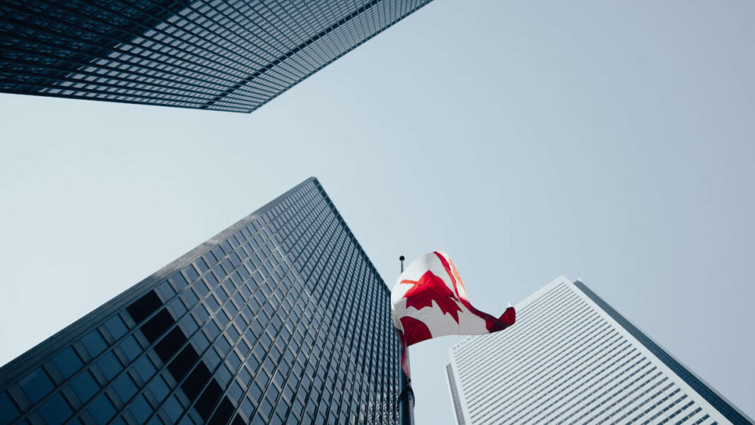 Canadian Dollar Outlook Improves as Economic Growth Narrows Gap With U.S. Performance Canadian Dollar Outlook Improves as Economic Growth Narrows Gap With U.S. Performance