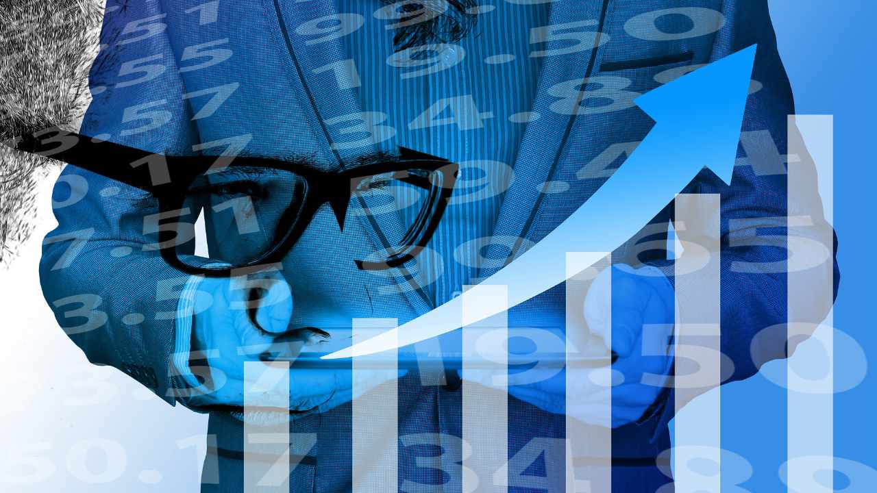 UK economy benefits from Gulf ceasefire, World Cup & sunshine