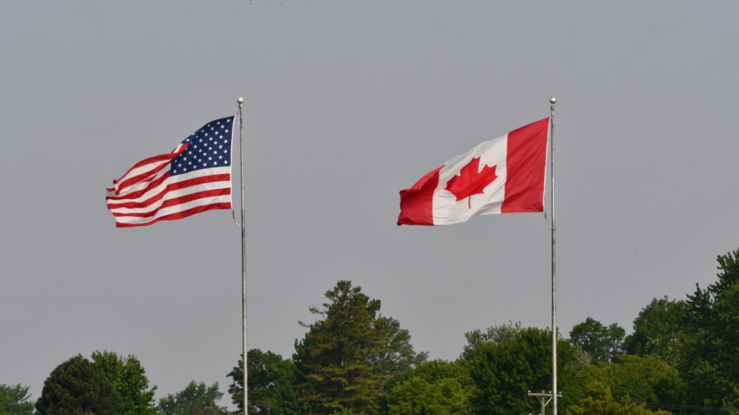 Canada-U.S. trade down almost CAD 2B in 2 years Canada-U.S. trade down almost CAD 2B in 2 years