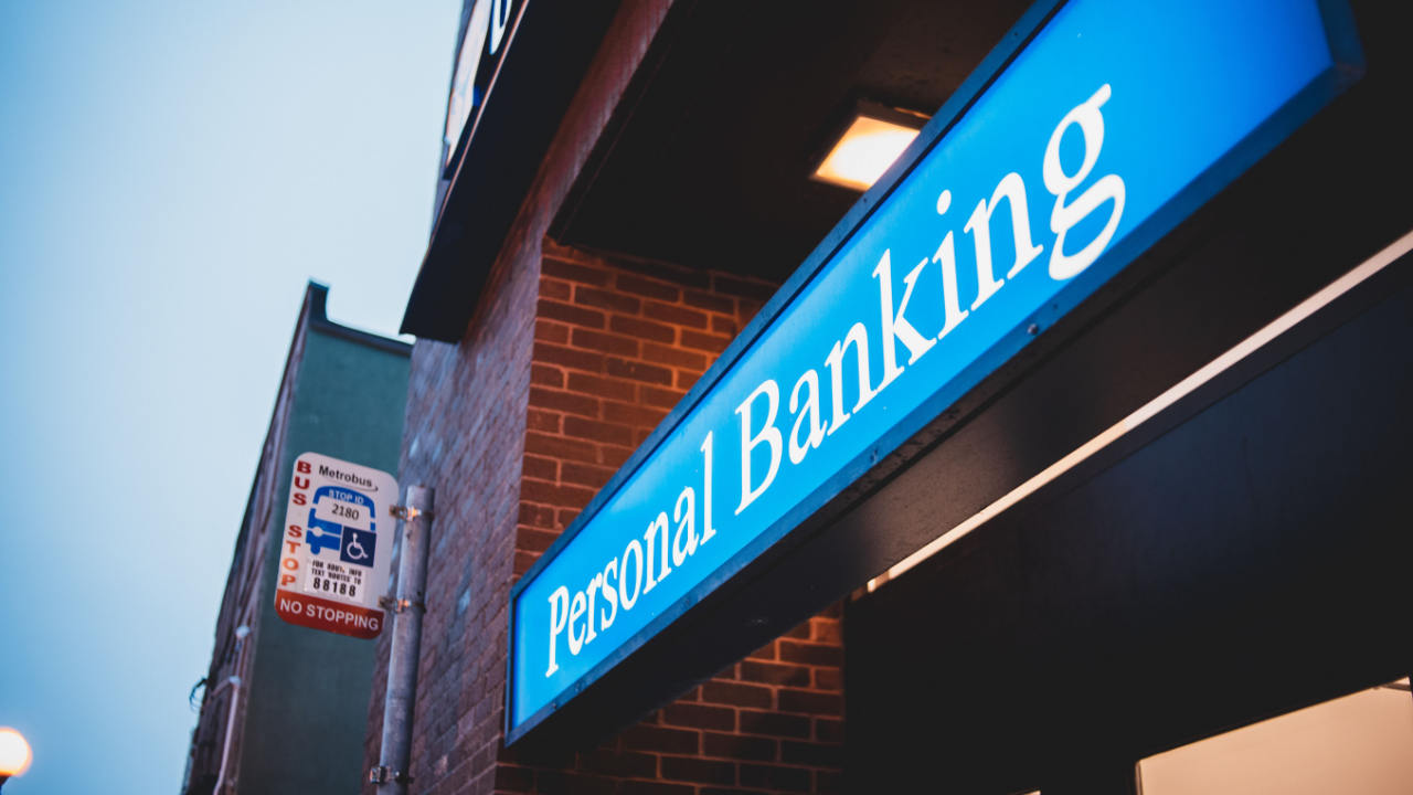 Canada Urged to Strengthen Safeguards Against Unfair Banking Exclusion Linked to Terror-Financing Concerns