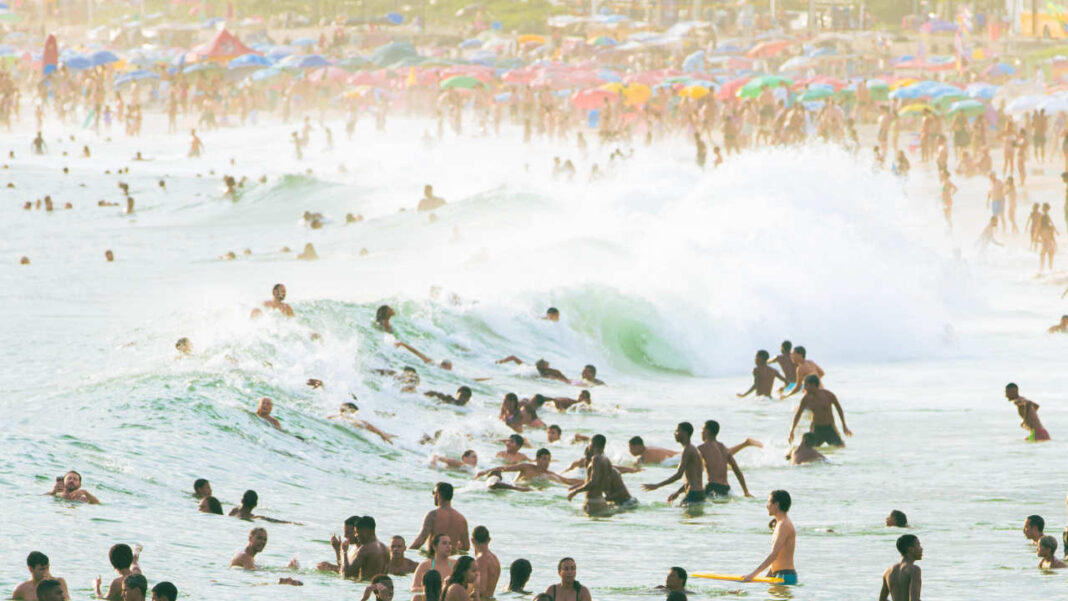 Why Was Britain’s Summer 2026 So Hot? UK Temperature Records Fell as Heatwaves Intensified Why Was Britain’s Summer 2026 So Hot? UK Temperature Records Fell as Heatwaves Intensified