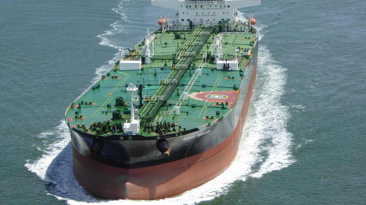 Gulf Shipping Shock Sends Oil Tanker Costs to New Highs