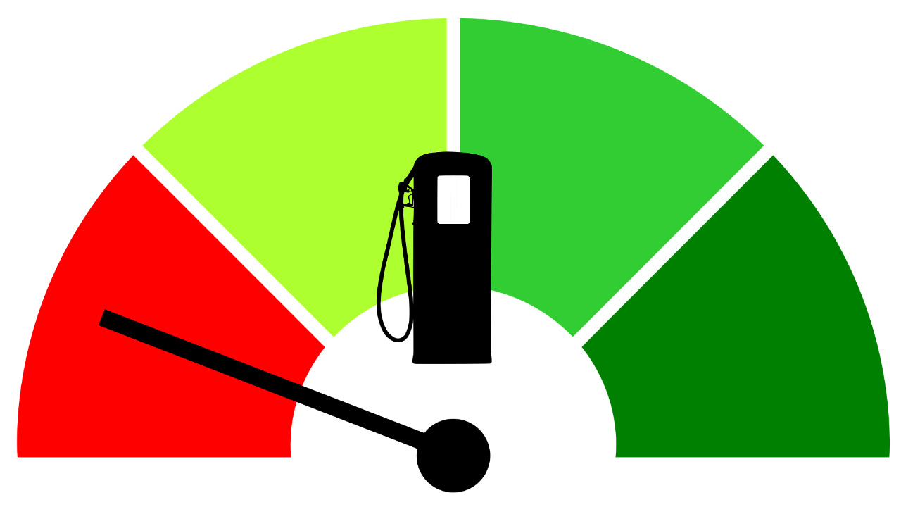 Why Are Australians Spending Less as Interest Rates and Petrol Prices Rise?