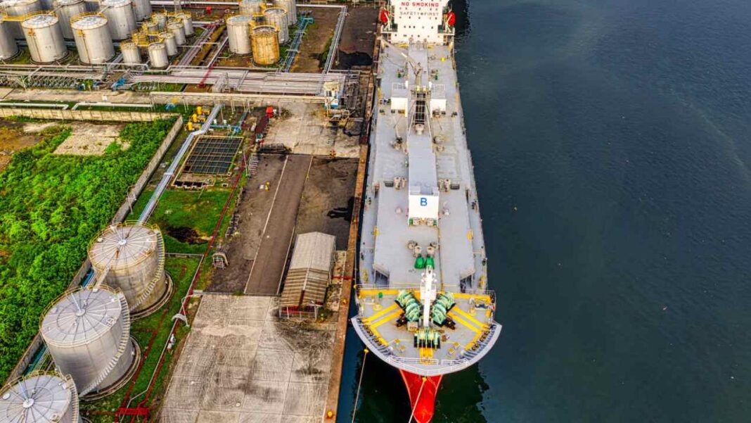 Kandla’s Fuel Revolution Begins—Can India Turn a Port into the World’s Next Green-Shipping Hub?