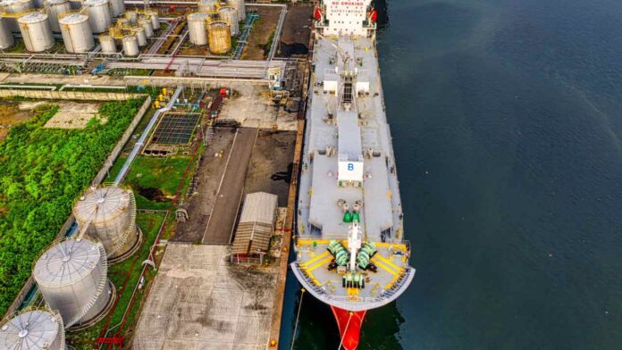 Kandla’s Fuel Revolution Begins—Can India Turn a Port into the World’s Next Green-Shipping Hub?